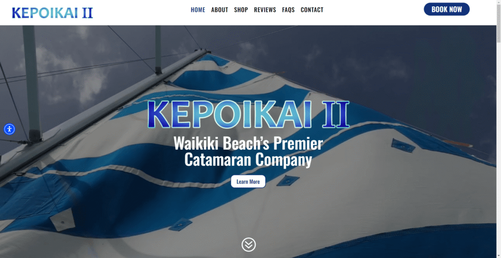 Catamaran Kepoikai in Hawaiʻi